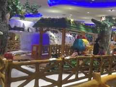 -反斗乐园π·电玩·高空拓展·蹦床(龙华天虹店)