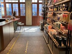 -星巴克臻选(上海今潮8弄店)