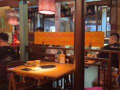 -吃饭皇帝大(长宁龙之梦店)