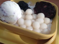 雪山蓝莓加小圆子-满记甜品(无锡八佰伴店)