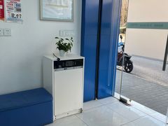 -世龙世家灰指甲·甲沟炎·跖疣护理·修脚(东江湾路店)