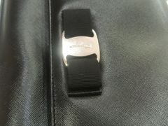 -爱革·洗衣改衣·洗鞋修鞋·洗包修包·奢侈品护理(宝地广场店)