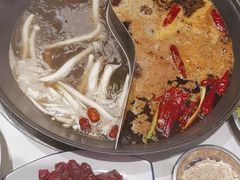 -憨铁匠老火锅(龙岗万科里店)