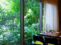 靠窗位-帝豪酒店•马可勃罗西餐厅