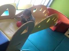 -乐融婴幼儿成长中心(四季青校区)