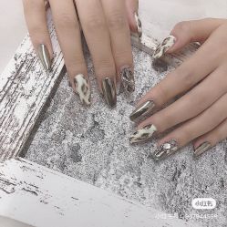 -Pink You美甲洗眉纹绣定制中心