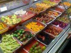 自助取餐区-老炳·七丛松甘草水果