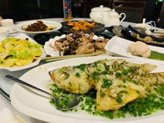 特色葱油飞鱼-岭南海晏楼(滨江东总店)