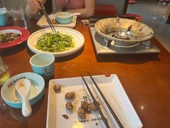 -魏铭鱼头捞饭(晋阳路店)