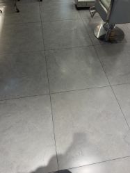 -PE SALON