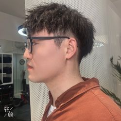 -妞妞麻吉美发沙龙