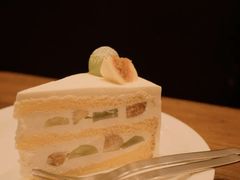 无花果奶油蛋糕-black rainbow coffee
