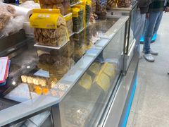 -真老大房(南京东路店)