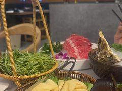 -椰子湾·海南火锅·糟粕醋·椰子鸡(正大广场店)