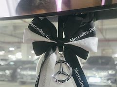 -上海星瀚奔驰4S店(红柳路店)