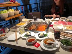 番茄锅底-海底捞火锅鲜切牛肉主题店(长寿路店)