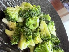 -蜈支洲岛珊瑚酒店临海阁中餐厅