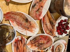 -雍和会海鲜姿造自助(湖东路店)
