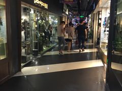 -南京时尚莱迪购物广场(正洪街店)