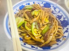 -珠宝街老左杂酱面馆