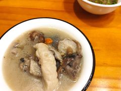 -云朵小院·石锅鱼·野生菌餐厅(蒗放店)