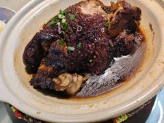 -老码头黑皮肘子锅包肉(赣水路店)