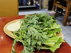 -菌之家·专业纯野生菌火锅·特色炒菌