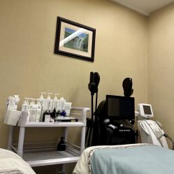 -铂特丽医美·眼鼻整形·光电美肤·注射抗衰