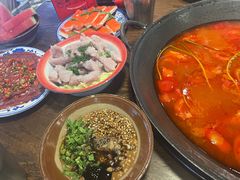 -萍姐火锅·公路夜市(武汉首店)