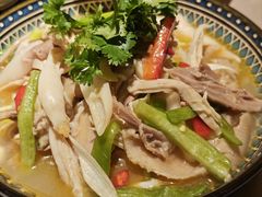 -塔哈尔·新疆大盘鸡(奉贤龙湖店)