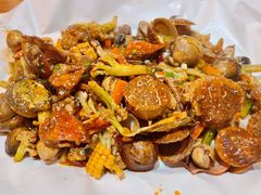 -东来菜馆•手抓海鲜家常菜•海鲜锅贴(鸽子窝店)