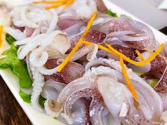 鲜鱿鱼-六味牛杂煲·斋菜煲(桫椤湾店)
