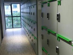 更衣室-Liking Fit24小时智能健身(金汇路韩国街店)