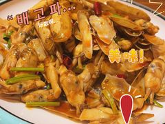 -东来菜馆•手抓海鲜家常菜•海鲜锅贴(鸽子窝店)