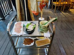 -二荆条·蜀鲜汇城市森林火锅