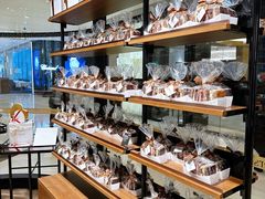 -Laderach 莱德拉(上海环贸iapm店)