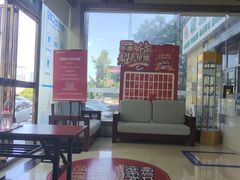 -优伢仕口腔(汽车西站店)