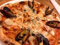 -城市大道红炉披萨烘焙坊