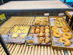 -顶东面包花园·生日蛋糕(世博店)