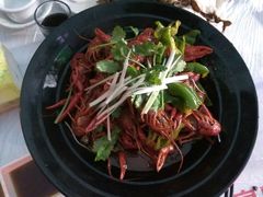 主厨秘制龙虾-虾弄弄海派小龙虾·牛羊蝎子火锅