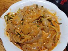 东北拉皮-安诚居干锅鸭头(八角店)