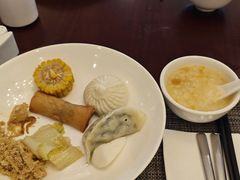 -上海龙之梦万丽酒店