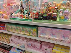 -名创优品(山东青岛华润万象城店)