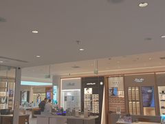 -宝岛眼镜·星创视光中心·林德伯格·奢品集合(北京世纪金源店)