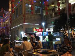 -海口骑楼小吃街