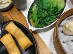 -馋三尺蟹粉小笼(人民广场店)