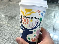 -瑞幸咖啡(上海财经大学地铁站1号口店)