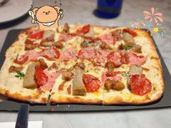 意式四肉荟萃比萨-玛尚诺意式餐厅(官舍店)