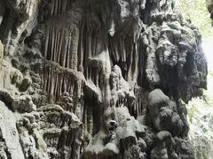 -巴马水晶宫