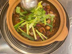 -胡须佬鸡煲四季火锅店(石厦西村直营店)